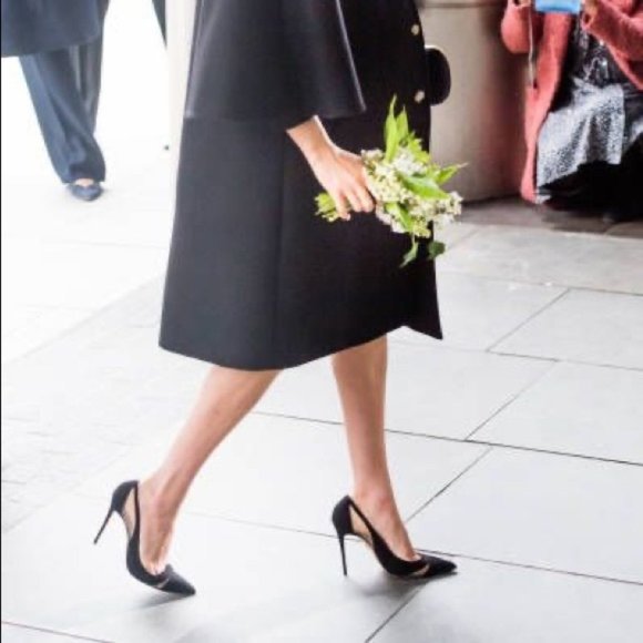 aquazzura cutout pumps